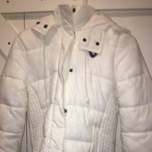 White puffer coat, like new